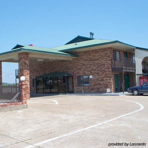 Regency Travel Inn Hayti エクステリア 写真
