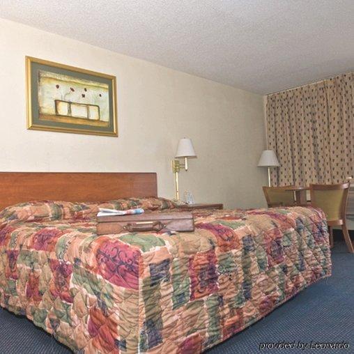 Regency Travel Inn Hayti 部屋 写真